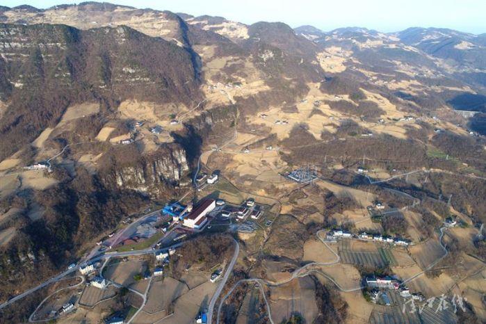 8、火燒坪鄉(xiāng)地貌航拍（郭寒 攝）