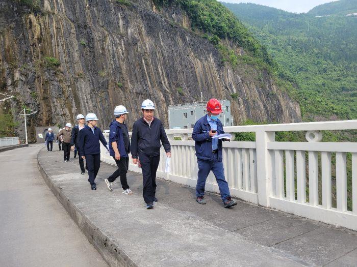 現場指揮（攝影：許豐）